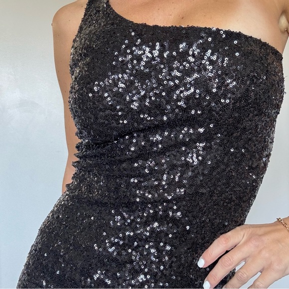 open lace back dress One Shoulder Draped Sequin Gown main image 0